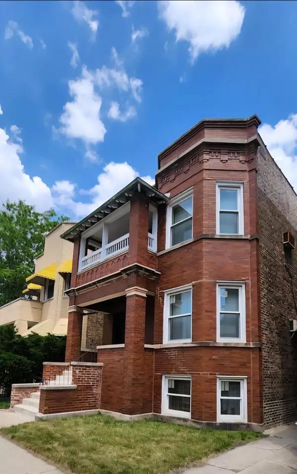 Chicago, IL 60637,6111 S Vernon AVE