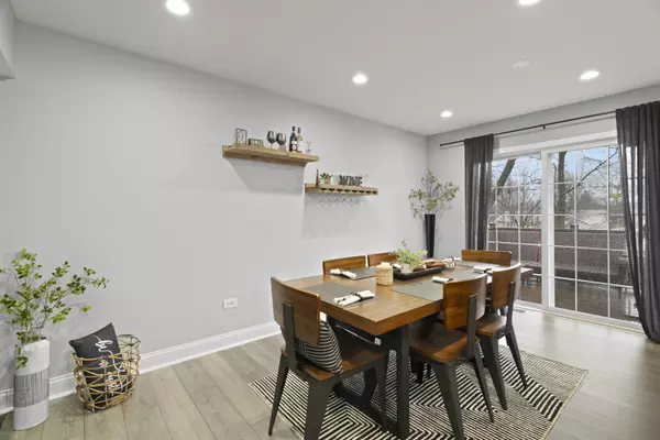 Waukegan, IL 60087,3411 N Lewis AVE