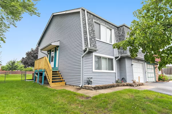 Hanover Park, IL 60133,2183 Wildwood CT
