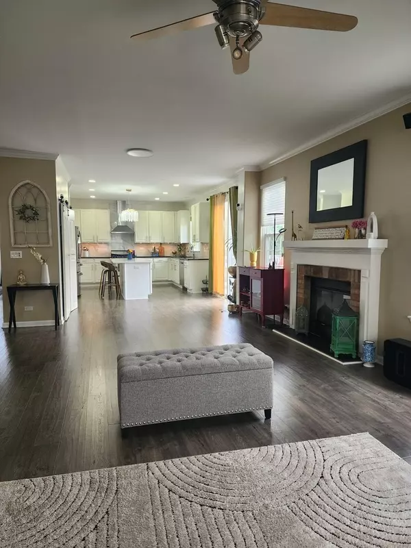 Palatine, IL 60067,1230 W Claridge CT