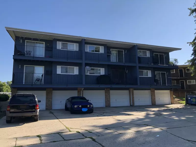 85 N Lyle AVE #5, Elgin, IL 60123