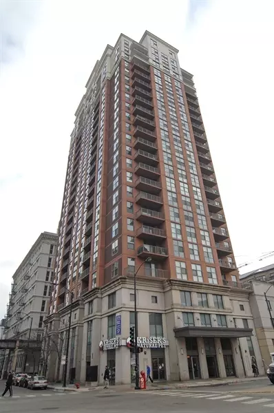 Chicago, IL 60605,1101 S State ST #P96