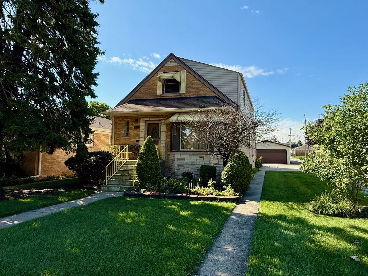 Chicago, IL 60631,7425 W Devon AVE