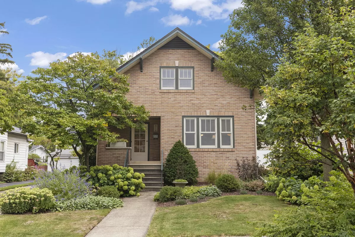 Glen Ellyn, IL 60137,416 Anthony ST