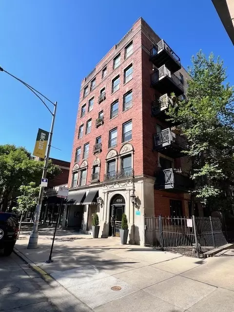 4144 N Sheridan RD #308, Chicago, IL 60613
