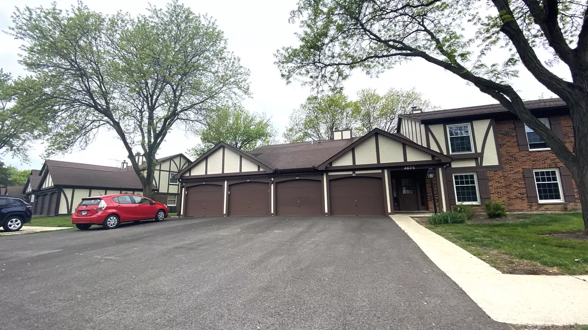 Rolling Meadows, IL 60008,4825 Kimball Hill DR #B1