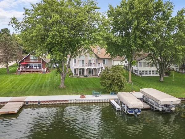 Davis, IL 61019,870 Breckenboro RD