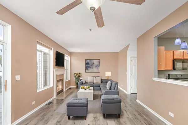 Lockport, IL 60441,1525 Peachtree LN #2