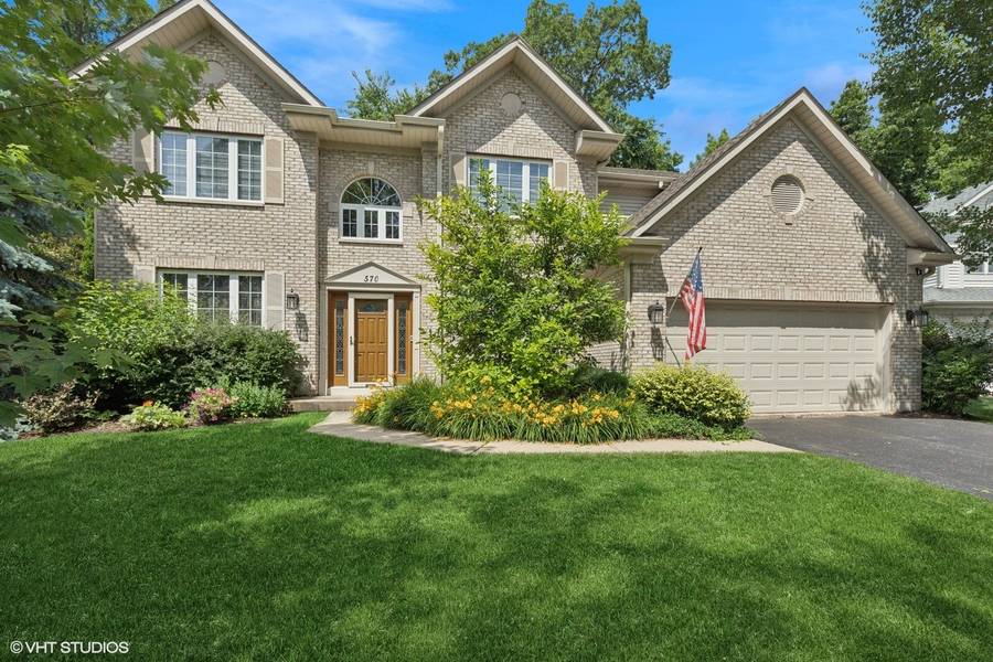 570 Patriot CT, Gurnee, IL 60031