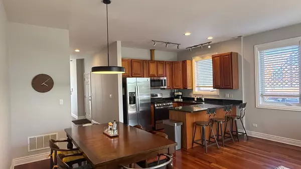 Chicago, IL 60612,2206 W MONROE ST #4