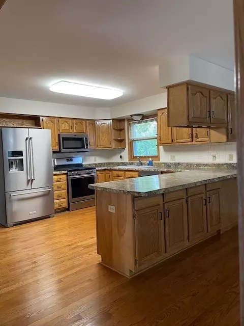 Dixon, IL 61021,734 Forest Park DR