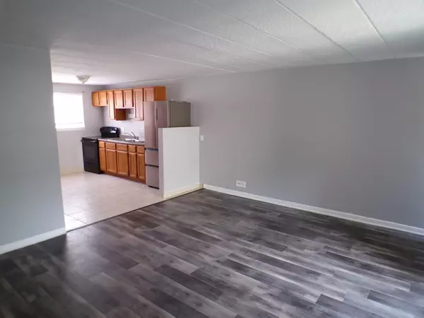 Blue Island, IL 60406,12548 Fairview AVE #2B