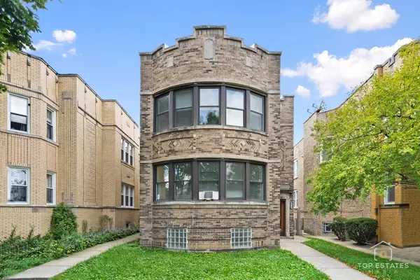 6738 N Rockwell ST #2, Chicago, IL 60645