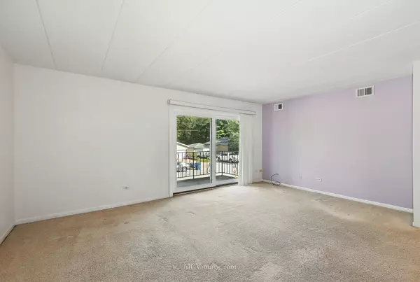 Calumet City, IL 60409,1040 Hirsch BLVD #204