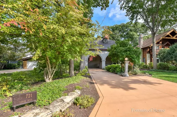 721 Lenox RD, Glen Ellyn, IL 60137