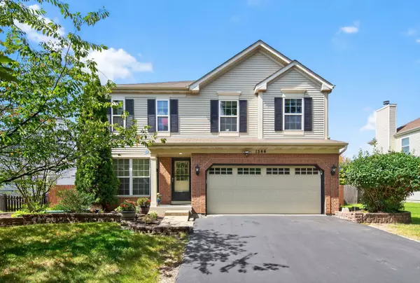 1544 Suncrest LN, Bolingbrook, IL 60490