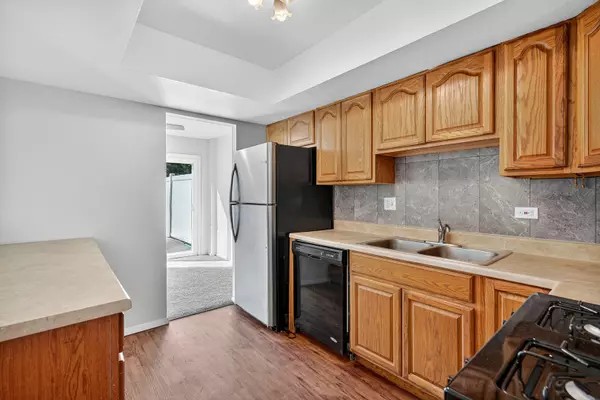 Bartlett, IL 60103,1123 Sausalito CT