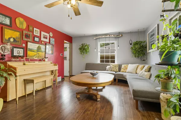 Normal, IL 61761,1103 Morgan ST