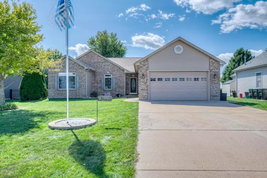 1021 W Cermak RD, Braidwood, IL 60408
