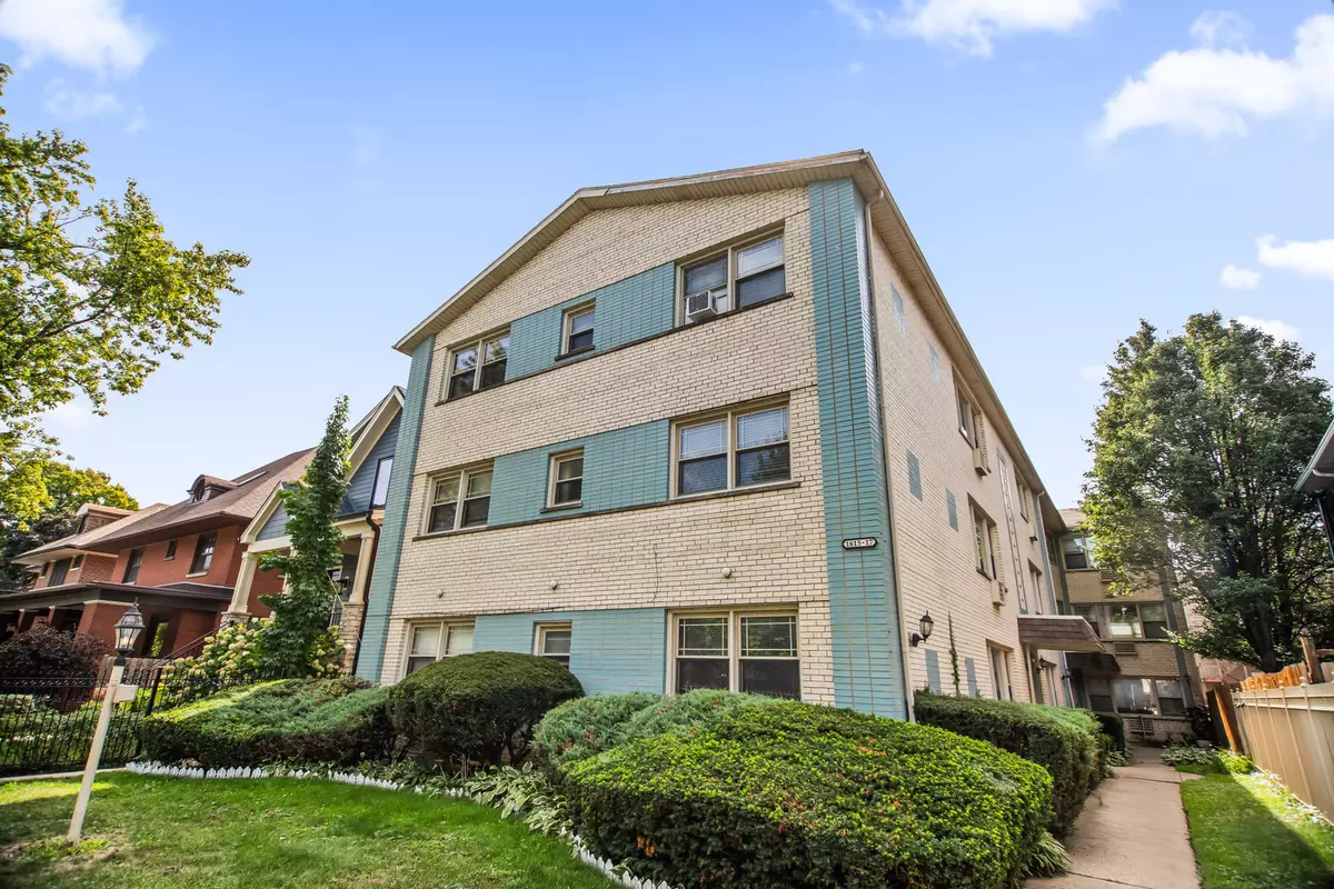 Chicago, IL 60626,1615 W Touhy AVE #2N