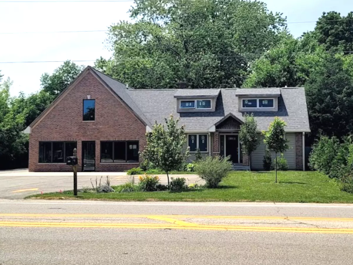 Grayslake, IL 60030,618 Barron BLVD