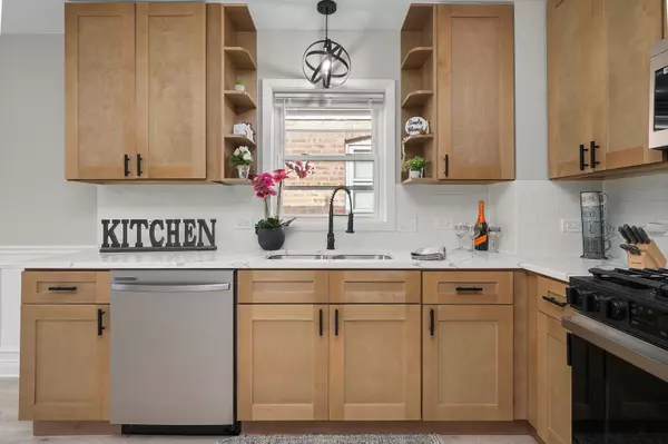 Riverdale, IL 60827,62 E 144th ST