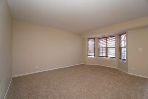 Mundelein, IL 60060,86 Bradford LN