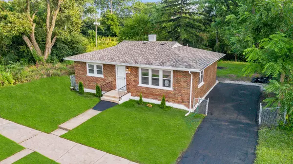 Chicago Heights, IL 60411,324 Hickory ST