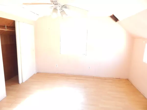 Sterling, IL 61081,810 W 15th ST