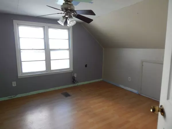 Sterling, IL 61081,810 W 15th ST