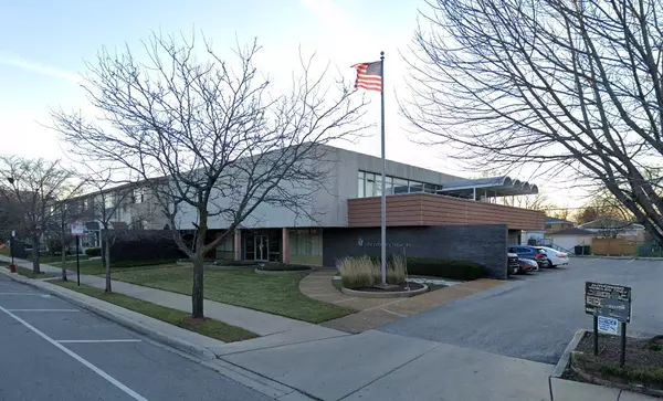 Chicago, IL 60646,6330 N Pulaski RD