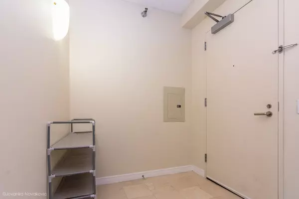 Chicago, IL 60611,512 N MCCLURG CT #1509