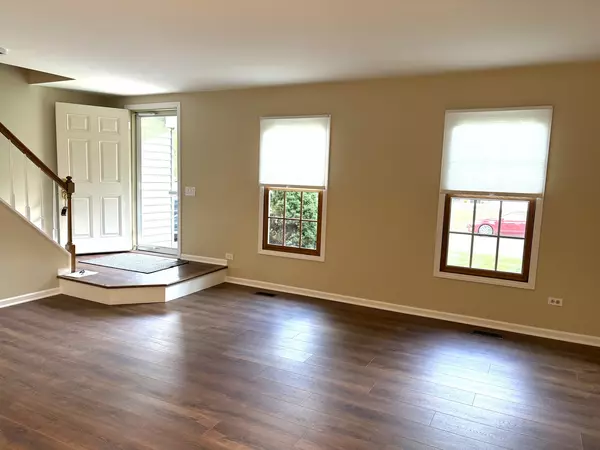 Gurnee, IL 60031,2024 Westfield DR