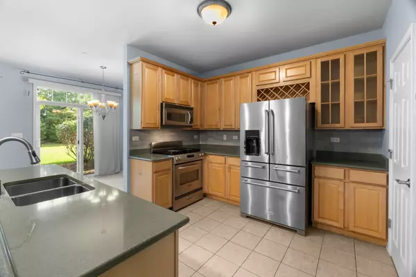 Yorkville, IL 60560,4574 Half Moon DR #C