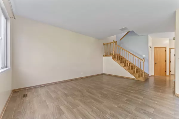 Round Lake, IL 60073,642 W Kristina LN