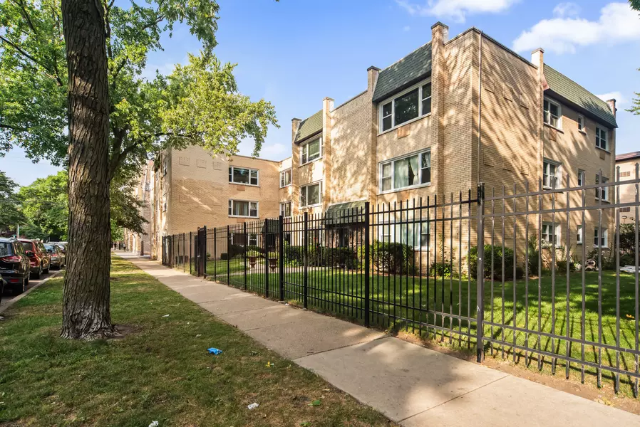 7311 N ASHLAND BLVD #1B, Chicago, IL 60626