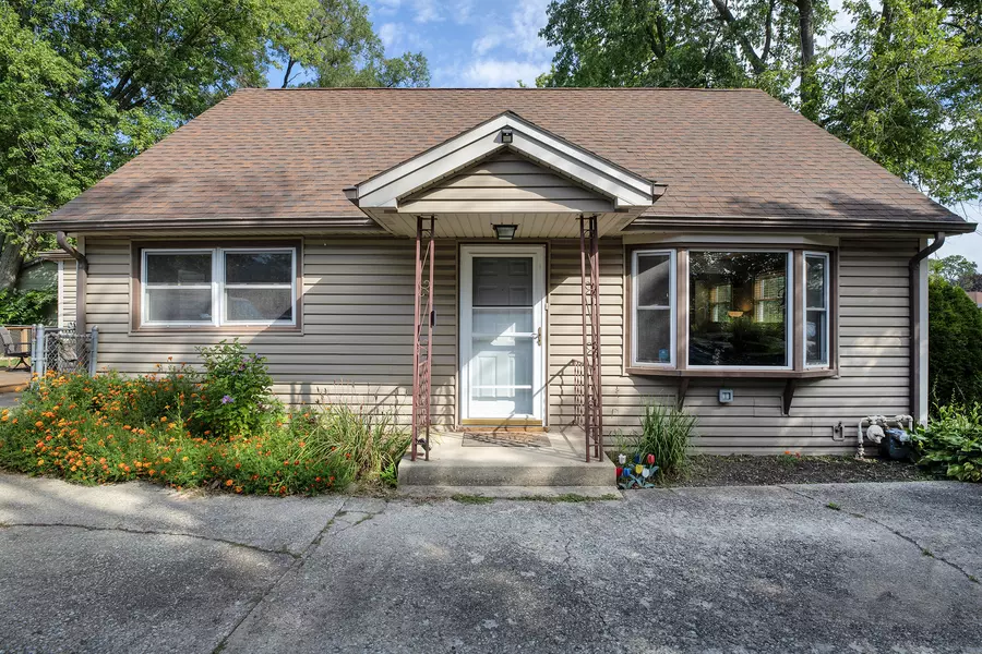 3916 Liberty BLVD, Westmont, IL 60559