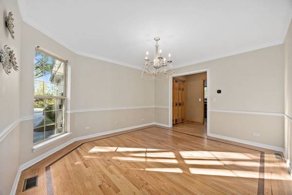 Lisle, IL 60532,912 Middleton AVE