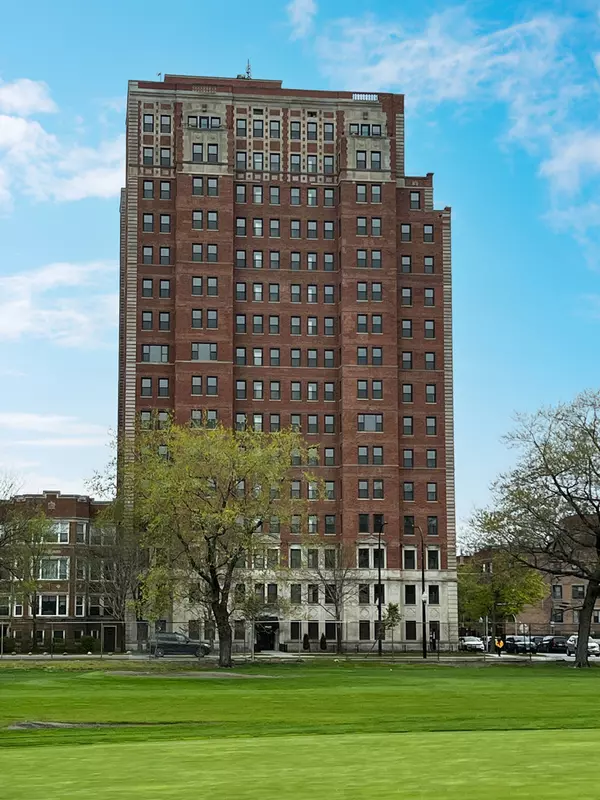 7000 S South Shore DR #PH-1401, Chicago, IL 60649
