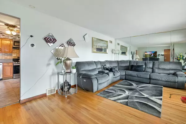 Riverdale, IL 60827,14520 S Parnell AVE