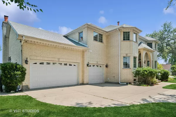 Lincolnwood, IL 60712,4858 W Chase AVE