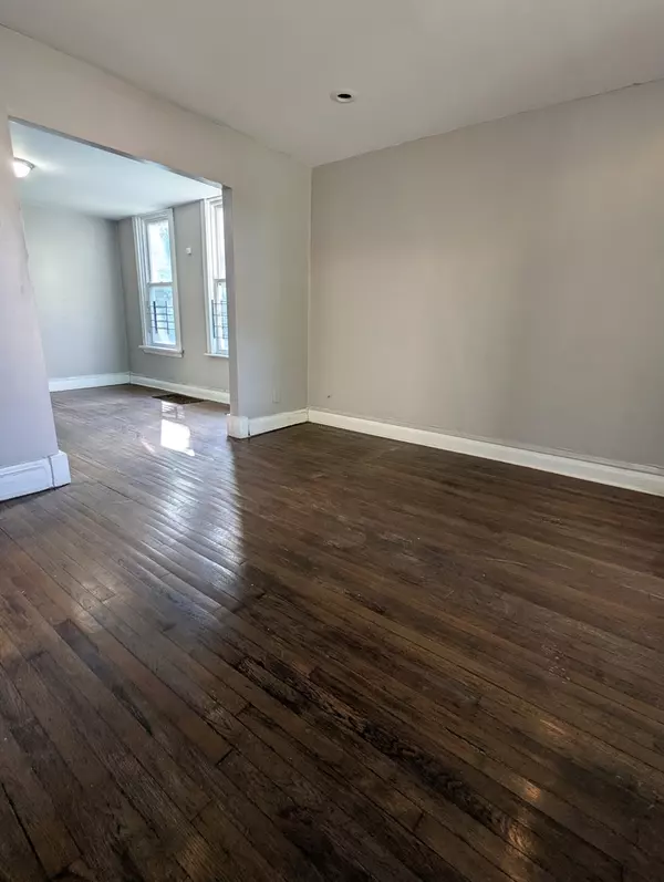 Chicago, IL 60636,6939 S ADA ST