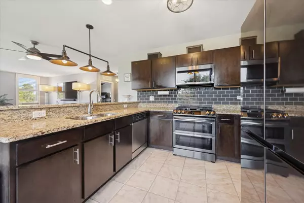 Willow Springs, IL 60480,300 Village CIR #207