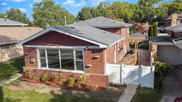Skokie, IL 60077,5148 Coyle AVE