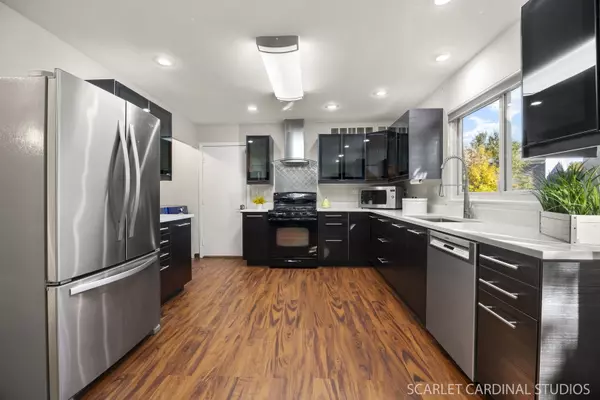 Warrenville, IL 60555,3S321 Blackthorn LN