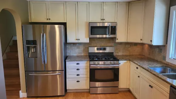 Naperville, IL 60564,28W661 Douglas RD