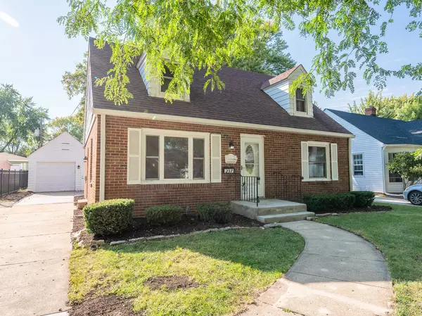 237 Ingleside AVE, Aurora, IL 60506