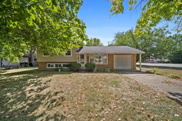 505 Warren AVE, Normal, IL 61761