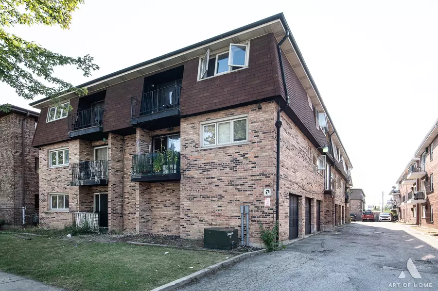 9708 Nottingham AVE #11, Chicago Ridge, IL 60415