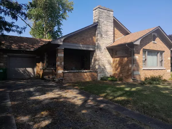 800 14th AVE, Mendota, IL 61342